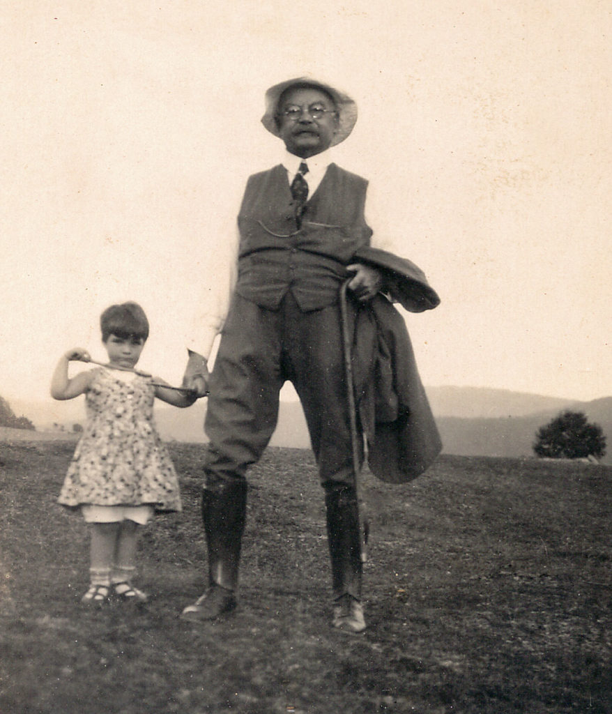 Franz Fromm con la nipote Rosamaria Navarini (ca. 1930)